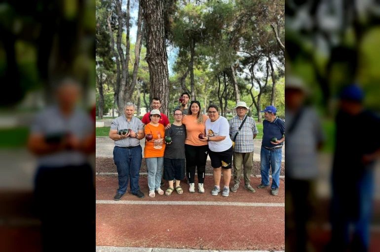 Muğla’da Bocce sporuyla engeller aşılırken dayanışma güçleniyor