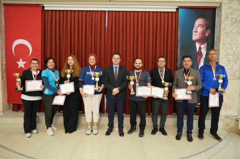 Muğla’da öğretmenler arası spor turnuvalarının ödül töreni coşkuyla gerçekleşti
