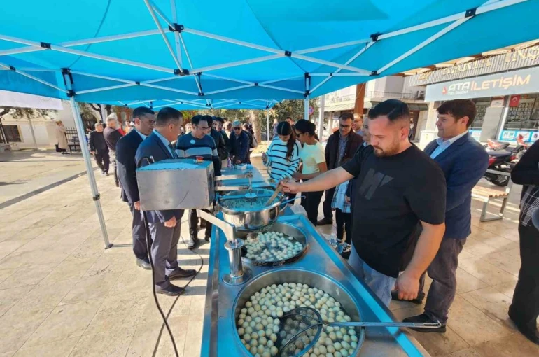 Muğla’da öğretmenler için lokma hayrı