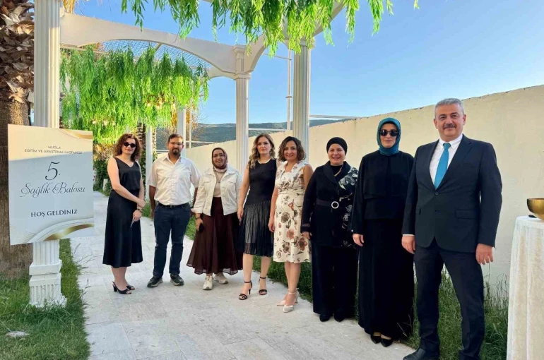 Muğla’da sağlık camiası 5. Geleneksel Sağlık Balosu’nda bir araya geldi