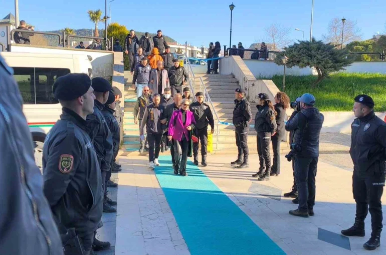 Muğla’da sahte sosyal medya operasyonu: 8 şüpheli adliyeye sevk edildi