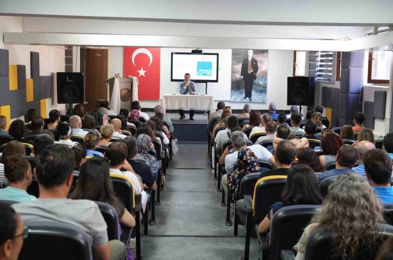Muğla’da yönetici adayları geleceğe hazırlanıyor