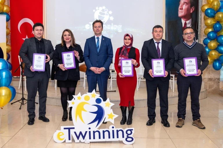 Muğla’nın eğitim yıldızları ödüllendirildi
