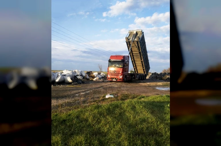 Muratlı’da izinsiz atık döken kamyon ve sürücüsüne ceza