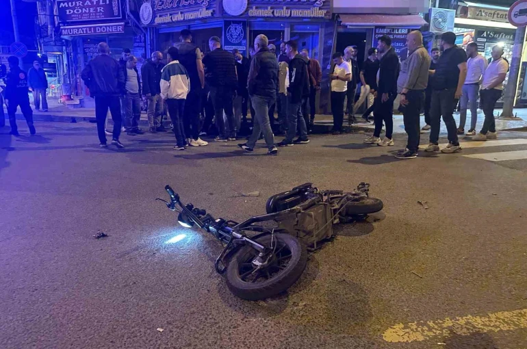 Muratlı’da otomobil motosikletle çarpıştı: 1 yaralı