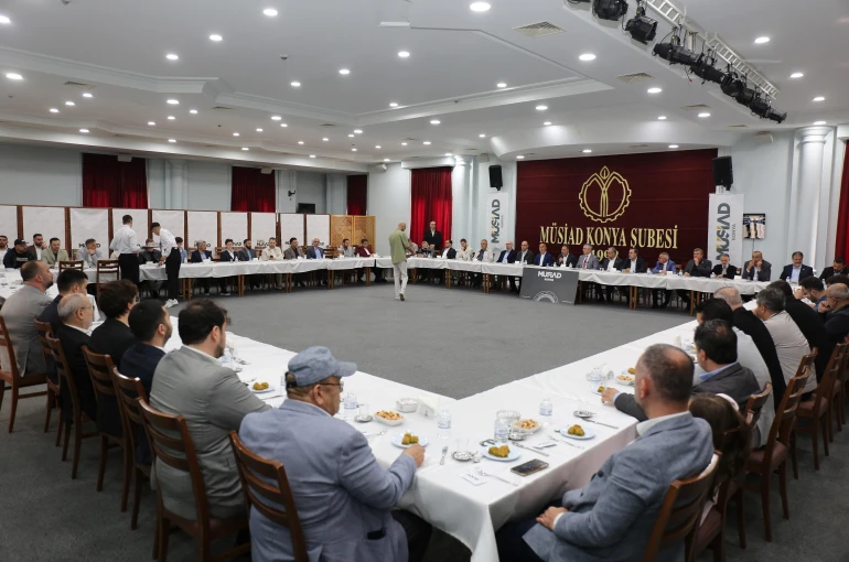 MÜSİAD Konya Bayramlaşma Programı yoğun katılımla gerçekleşti