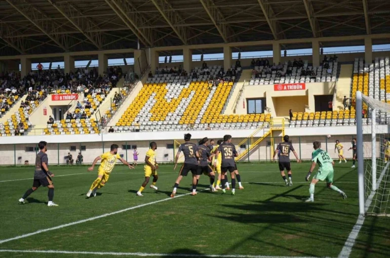 Muşspor Başkanı Cengiz’den hakem yönetimine sert tepki