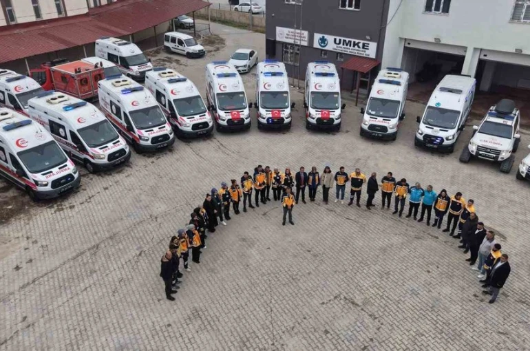 Muş’ta 112 ekipleri zorlu kış şartlarına hazır