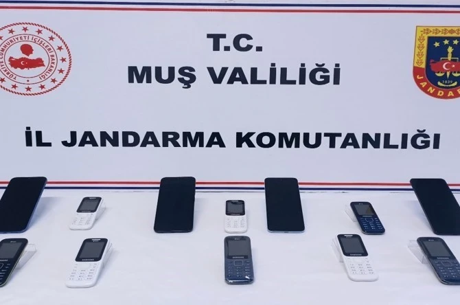 Muş’ta kaçak cep telefonu operasyonu