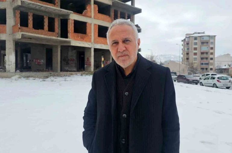 Müteahhit mağduriyetlerine ’tek ruhsat’ önerisi
