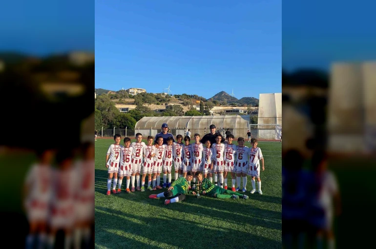 Namağlup şampiyon Ortakent Yahşi SK U11 takımı kupaya uzandı