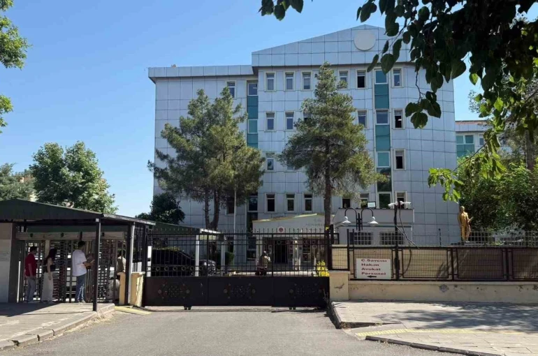 Narin Güran cinayetinde 15 kişinin yargılandığı dava 1 Ekim’e ertelendi