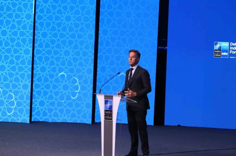 NATO Genel Sekreteri Rutte: "Rusya ulusal bütçesinin yarısını savaş için kullanıyor, niyeti iyi değil"