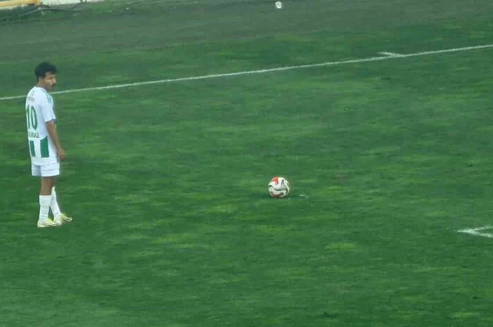Nesine 3.Lig: Malatya Yeşilyurtspor: 2 Hacettepe A.Ş. Türk Metal 1963 Spor: 3