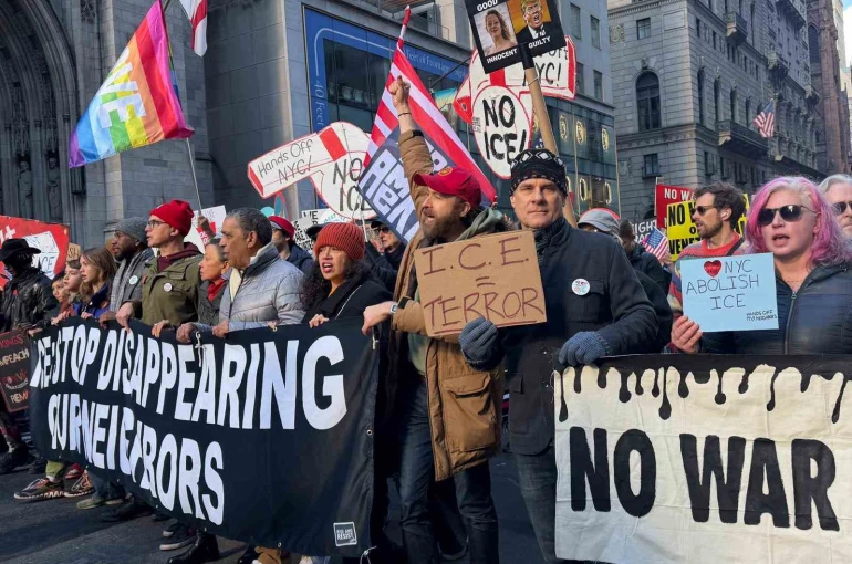 New York’ta binlerce kişiden ICE’a tepki yürüyüşü