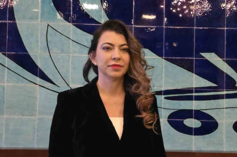 Nida Olçar: "Çiniciler Çarşısı’nın ikiye bölünmesi Kütahya çiniciliğine zarar verir" 