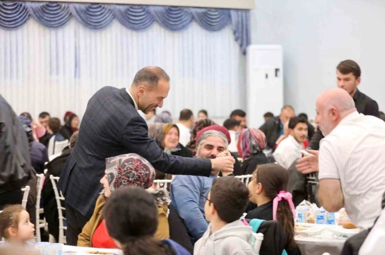 Niğde Belediyesi’nden Şahsüleyman Mahallesi’nde gönül sofrası