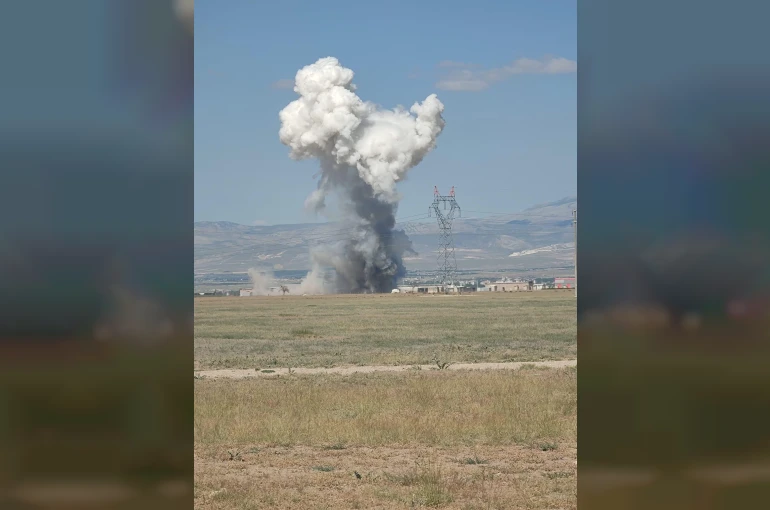 Niğde'de havai fişek fabrikasında patlama: Yaralılar var