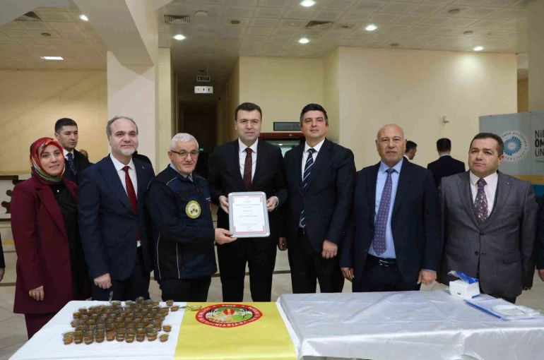 Niğde Geven Balı’nın coğrafi işareti tanıtıldı, arıcılık eğitimi verildi