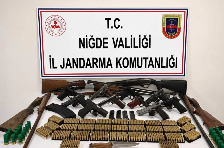 Niğde merkezli silah operasyonunda 14 şüpheli hakkında adli işlem başlatıldı