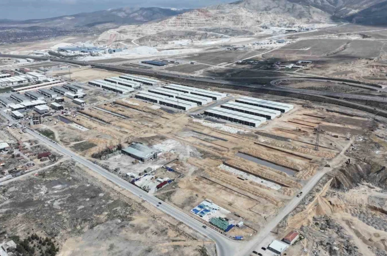 Niğde’de esnafa nefes olacak projenin temeli atıldı