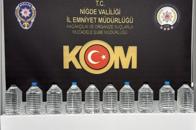Niğde’de kaçak tütün ve alkol operasyonu: 2 şüpheli yakalandı