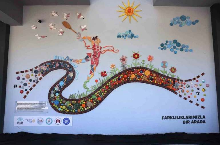 Nilüfer’de renkli dayanışma: Sanat ve sevgi panosu