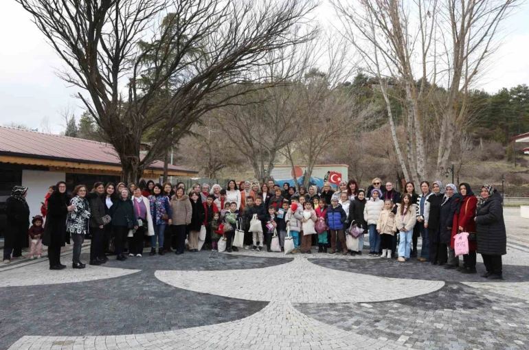 Nilüferli kadınların hediyeleri Harmancık’a ulaştı