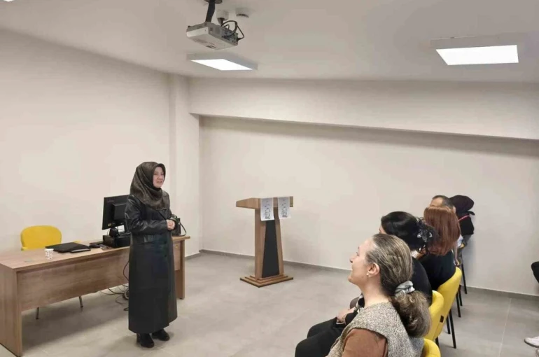 Odunpazarı’nda Sağlık ve Diyanet iş birliğiyle aileye yönelik farkındalık semineri yapıldı