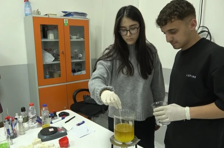 Öğrencilerden örnek proje: Atık yağlar sıvı sabuna dönüşüyor
