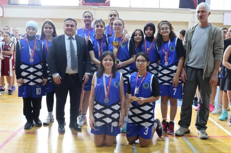 Okul Spor Faaliyetleri Yıldız Basketbol Müsabakaları tamamlandı