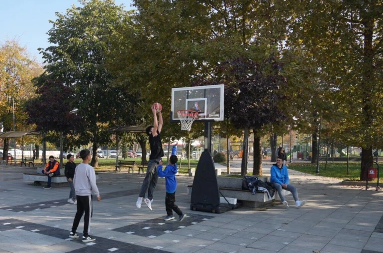 Okula mola, spora fora etkinliğiyle gençler spora doydu