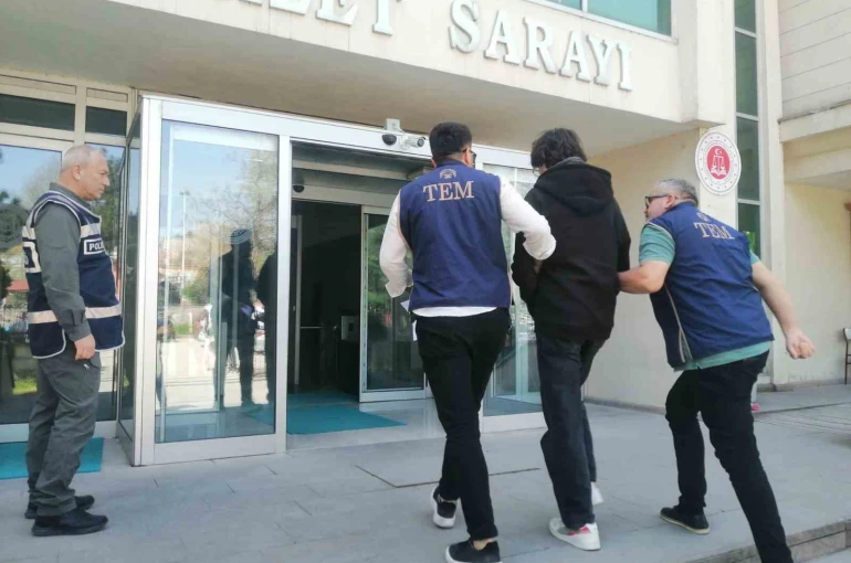 Okulu hedef gösterdi, gözaltına alındı