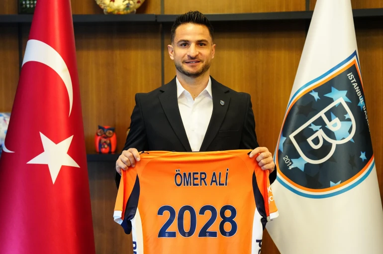 Ömer Ali Şahiner 2 sezon daha Başakşehir'de