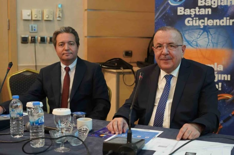 "Önümüzdeki 10 yılda dünyada yaklaşık 110 milyon göz tansiyonu hastası olacak"