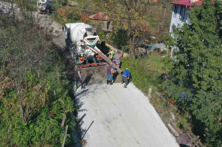 Ordu’da yol çalışmaları sürüyor