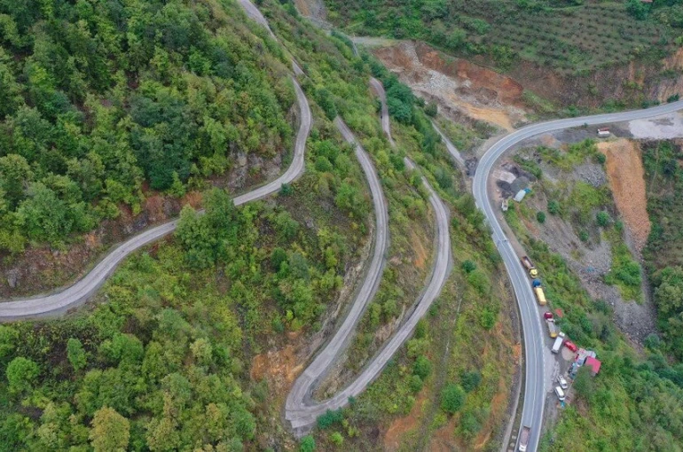 Ordu’nun en büyük ilçesinde 200 kilometre uzunluğunda yol yatırımı
