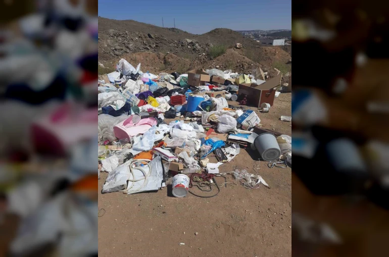 Orhangazi Mahallesi’nde boş arazi çöplüğe döndü