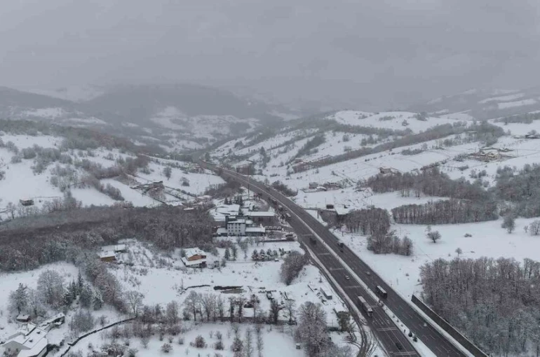 Orta Karadeniz’de kuvvetli yağış uyarısı: Yüksek kesimlerde kar bekleniyor