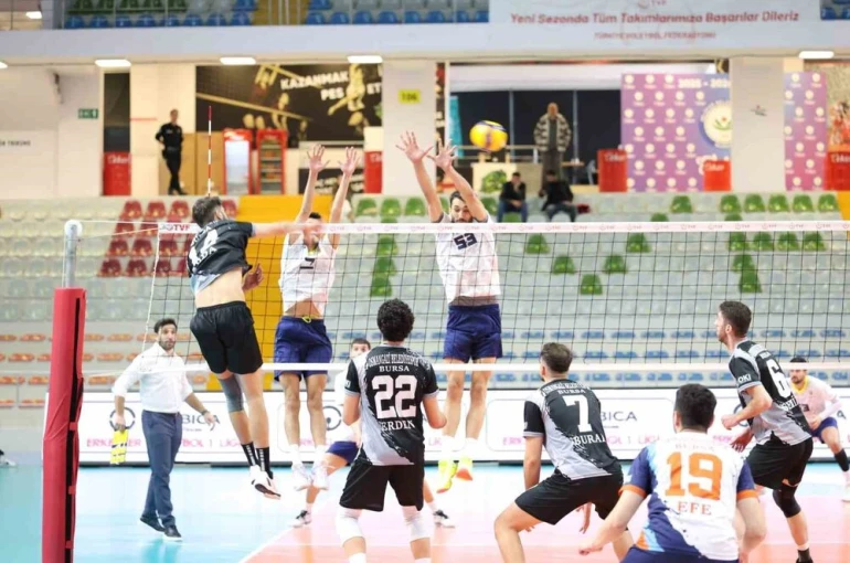 Osmangazi Belediyespor iyi mücadele ettiği karşılaşmayı 3-1 kaybetti
