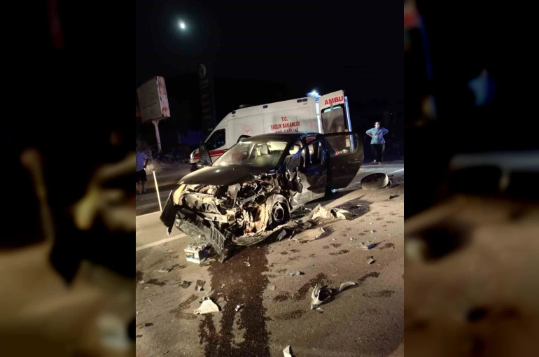 Osmaniye’de 3 aracın karıştığı zincirleme kaza: 5 yaralı