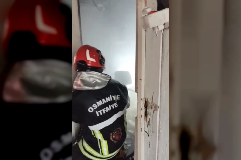 Osmaniye’de tek katlı evde çıkan yangın söndürüldü