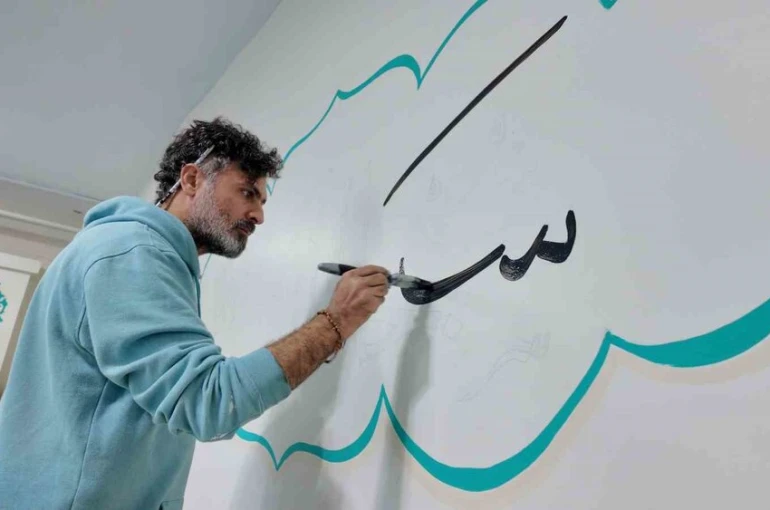 Osmanlı mirası hat sanatı Iraklı hattatın elinde hayat buluyor