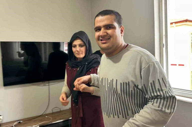 Otizmli öğrenciyi darbettiği iddia edilen öğretmene 15 bin liralık taksitli ceza ailenin tepkisine neden oldu
