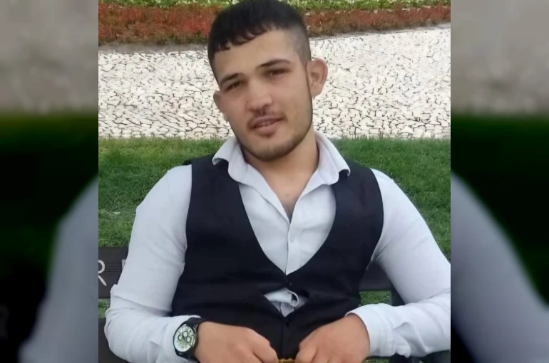 Otobüste bıçaklanan genç hayatını kaybetti