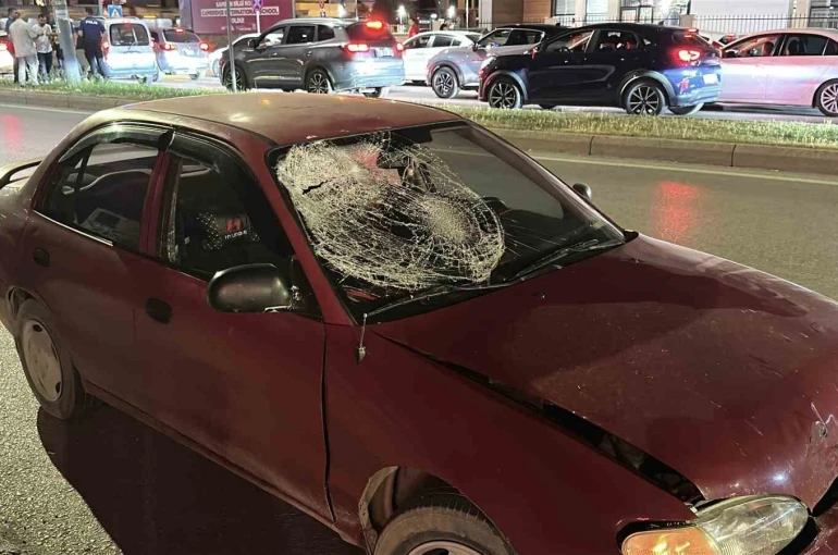 Otomobil ile motosiklet çarpıştı:1 yaralı