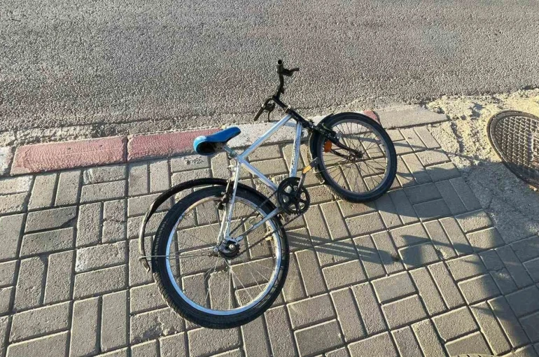 Otomobilin çarptığı 9 yaşındaki çocuk yaralandı