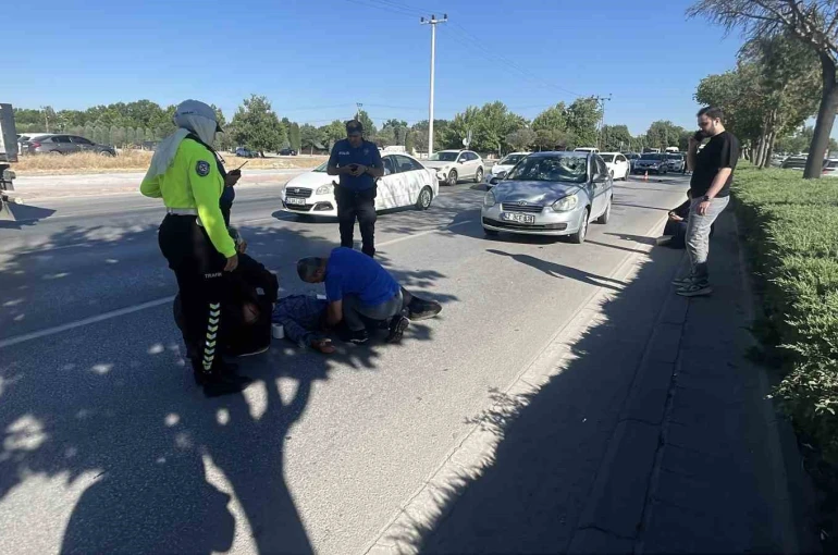 Otomobilin çarptığı bisikletli ağır yaralandı