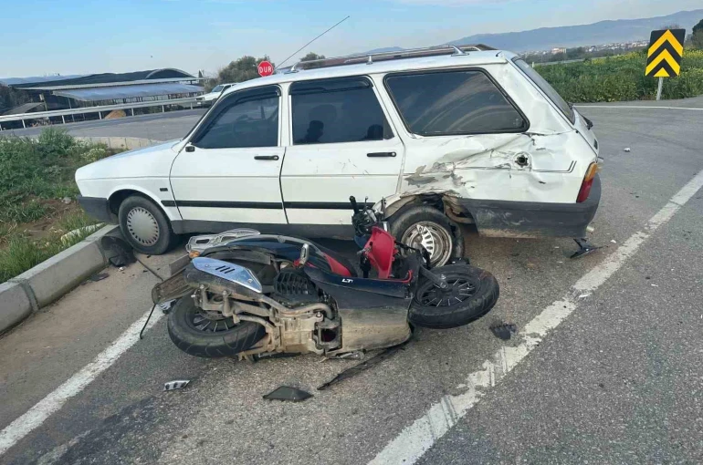 Otomobille çarpışan motosikletin sürücüsü hayatını kaybetti