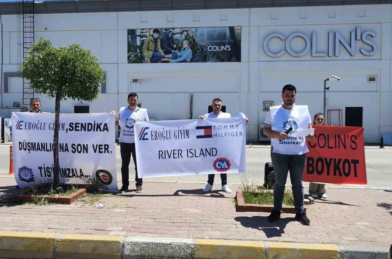 Öz İplik-İş’ten Uşak’ta Colin’s önünde basın açıklaması